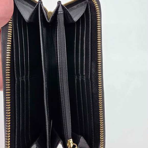 Coach Soho Black Leather Buckle Zip Around Accordion Wallet Gold Hardware - Picture 10 of 11